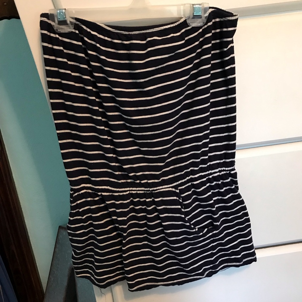 Strapless romper with pockets